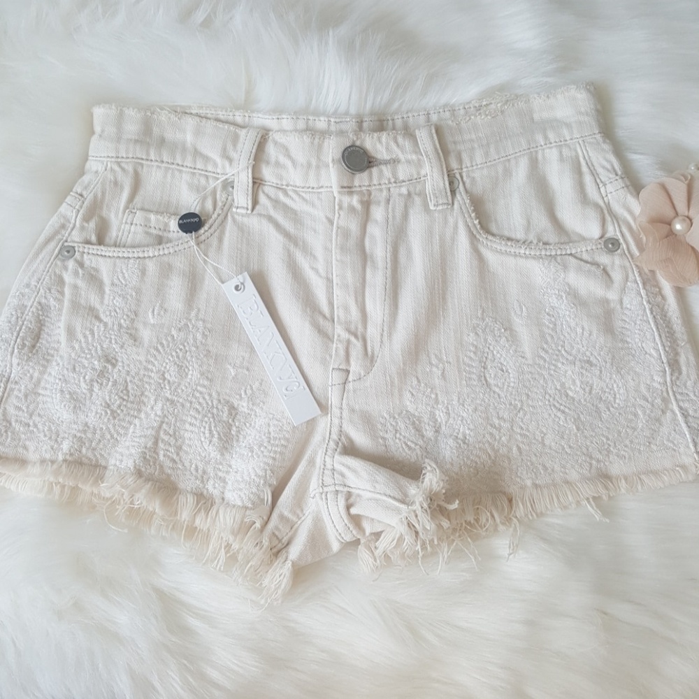 [Blank NYC]  Embroidered Shorts
